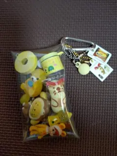 ガチャ詰めポーチ　チャーミーちゃん　 イエロー