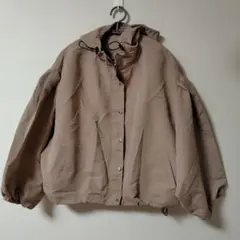 【美品】長袖ジャンバー　Mサイズ ベージュ　フード付き