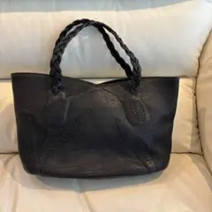 美品　チューリップ　黒レザー ハンドバッグ　イビザ