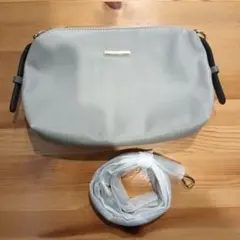 RODESKOグレーショルダーバックのサムネイル