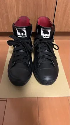 moz ブラック ハイカットスニーカー