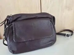 ショルダーバッグ