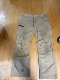 速報❗️作業着に❗️ベージュ アウトドアパンツ ジッパーポケット付き