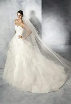 【新品未使用】 Pronovias　SERPENS　ウェディングドレス SELL][PRAVA US4]by PRONOVIAS｜JULIEBRIDAL ブライダル