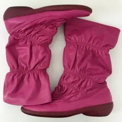 ISSEY MIYAKE ギャザー レザーブーツ ピンクのサムネイル