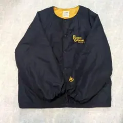 黒ジャケットロゴ刺繍中綿ノーカラーブルゾン オーバーサイズ