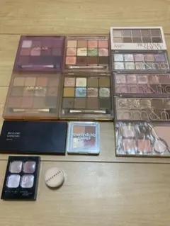 2025年最新】アイシャドウ まとめ売りの人気アイテム - メルカリ