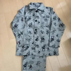 130cm冬パジャマ　ディズニー　裏フリース