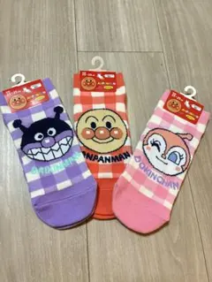 新品　アンパンマンソックス23-25cm 3足セット　チェック柄