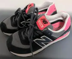 New Balance 574 ブラック/ピンク スニーカー
