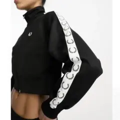 FRED PERRY クロップド テープド トラックジャケット ブラック 黒