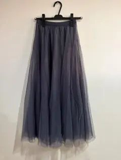 ボリュームロングチュールスカート