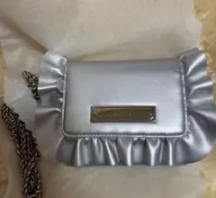 JILTU バッグ　ショルダー　ミニ　シルバー クリスチャンヴィラ CHRISTIAN VILLA メタリックレザーミニショルダー