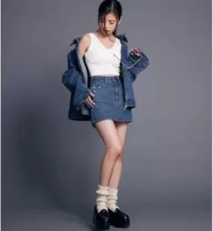 NewJeans ハニ着用】 Levi Strauss & Co.M ホワイト - メルカリ