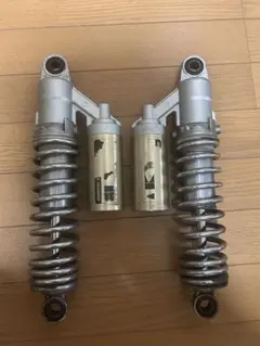 KYB リアサスペンション 左右セットのサムネイル