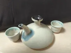 やちむん 琉球太田焼窯元 酒器セット（徳利・ぐい呑み2客）新品・未使用 やちむん 琉球太田焼窯元 酒器セット（徳利・ぐい呑み2客）新品・未