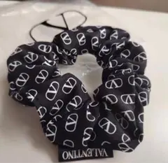 2025年最新】VALENTINO ヘアゴム・シュシュの人気アイテム