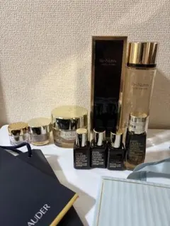ESTEE LAUDER Re-Nutriv スキンケア空瓶のサムネイル