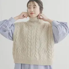 ニットベスト