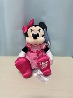 ミニーマウス ぬいぐるみ ディズニーストア2026年モデル