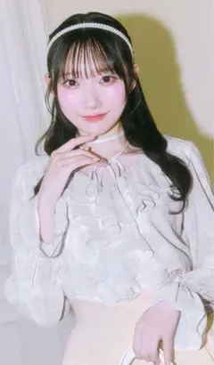 ミシェルマカロン　ロイヤルフルールフリルブラウス