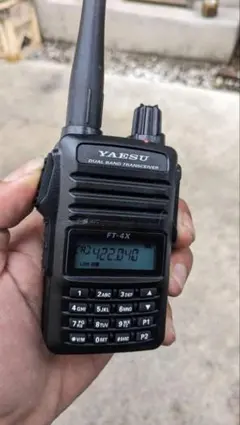 中古品￼)八重洲無線 YAESU FT5D デジタルハンディトランシーバー