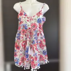 【K ilia CLothing】レディース　花柄　ポンポン付き　サロペット M