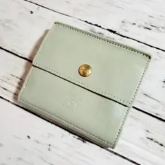 【希少　美しい本革】ILBISONTE　折財布　ミント　バイソン刻印　Wフェイス