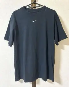ナイキ　ルーズフィット　ブラック　tシャツ