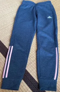 アディダス　ジャージ　グレー　下　Sサイズ