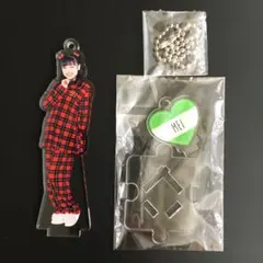 モーニング娘。山﨑愛生 フィギュアスタンドキーホルダー - メルカリ
