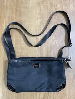 カナナプロジェクト　ショルダーバック　軽量　美品