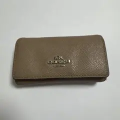 COACH ベージュ レザー キーケース