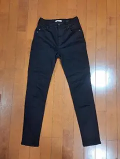 YANUK Patricia ブラック