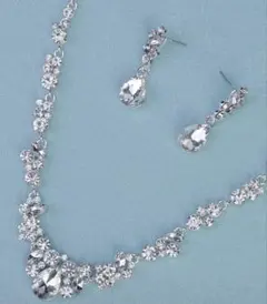 ブライダル　ネックレス