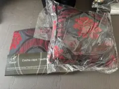 新品　赤い花柄ソファカバーとクッションセット