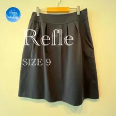 Reflect（SIZE 9）リフレクト　ネイビー　膝丈　フレアスカートのサムネイル