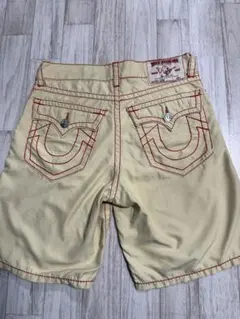 TRUE RELIGION ベージュショートパンツのサムネイル