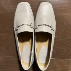 パンプス　Stella アイボリー