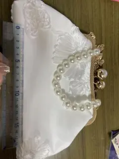 ホワイトサテン パーティーバッグ