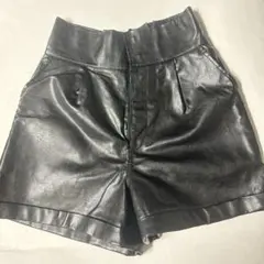 GRL フェイクレザー ショートパンツ ブラック Lサイズ