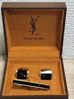 Yves Saint Laurent カフスボタンとネクタイピンセット