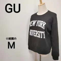 ☆綺麗め　GU　М　プリントトレーナー　裏起毛