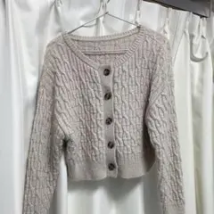 ベージュニットカーディガン