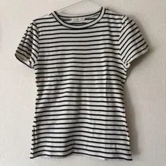 【美品】黒と白のボーダー Tシャツ