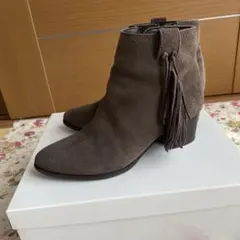 ダイアナ スエード フリンジ ショーツブーツ 24cm グレーブラウン