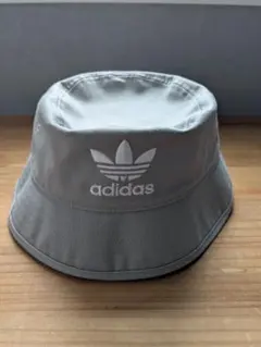 【美品※価格変更】adidas グレー バケットハット OSFM