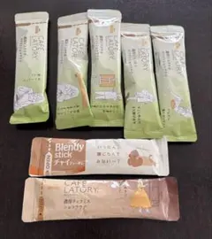 CAFE LABORY 濃厚ピスタチオホワイトショコララテ5本プラスほか2本のサムネイル