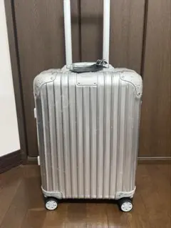 RIMOWA オリジナル キャビン S 31L ホイール•ディバイダー新品交換済のサムネイル