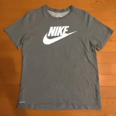 Lサイズ　NIKE THE NIKE TEE　ドライフィット 　グレー　Tシャツ